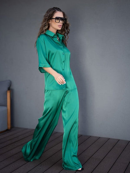 Green silk loose fit suit