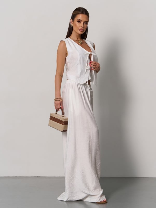 Milk linen suit with a vest- sku 15174