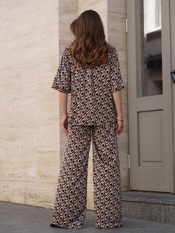 Silk Suit with Trousers and Shirt