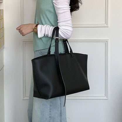 Formeki Tote  Large Capacity Fashion Handbag