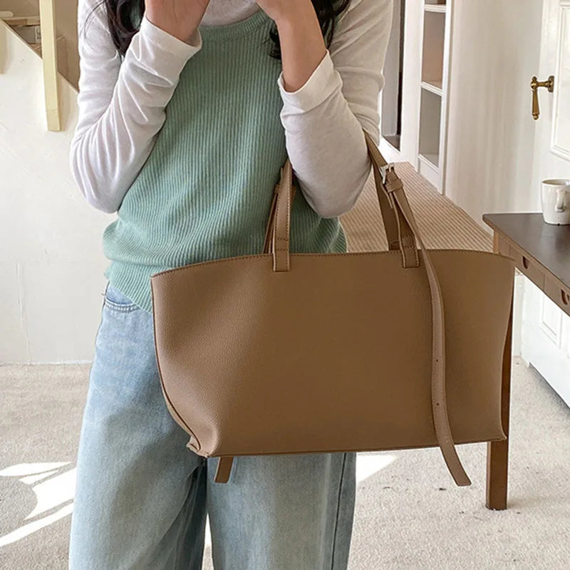 Formeki Tote  Large Capacity Fashion Handbag